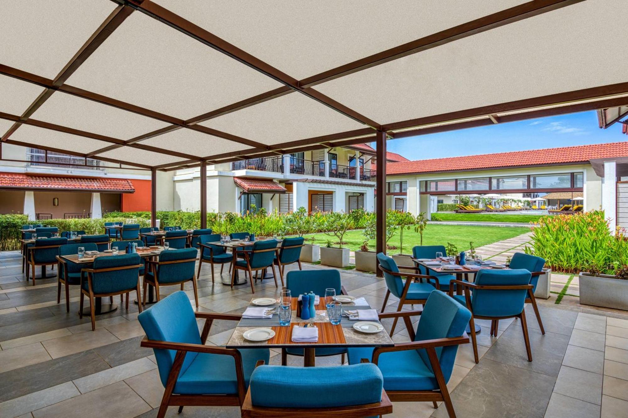 Fairfield By Marriott Goa Benaulim Hotel Bagian luar foto