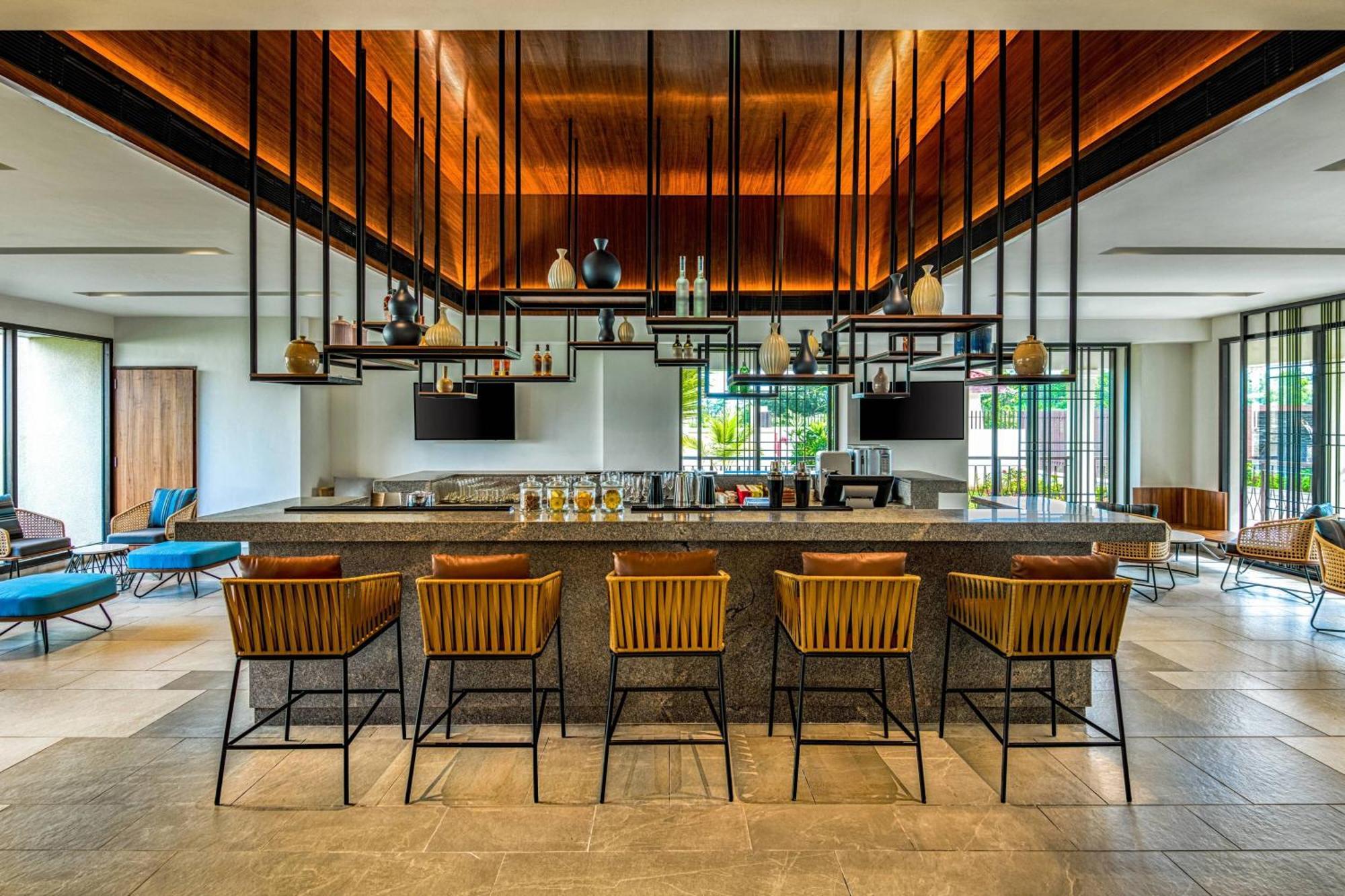 Fairfield By Marriott Goa Benaulim Hotel Bagian luar foto