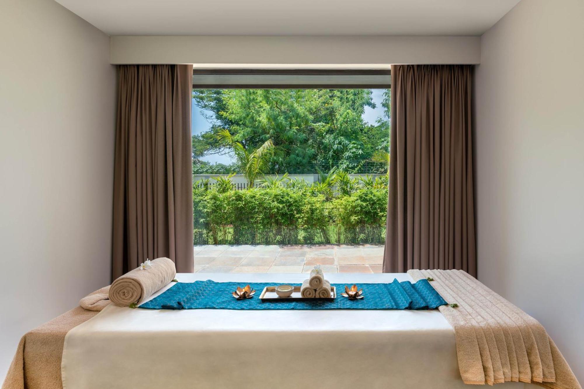 Fairfield By Marriott Goa Benaulim Hotel Bagian luar foto