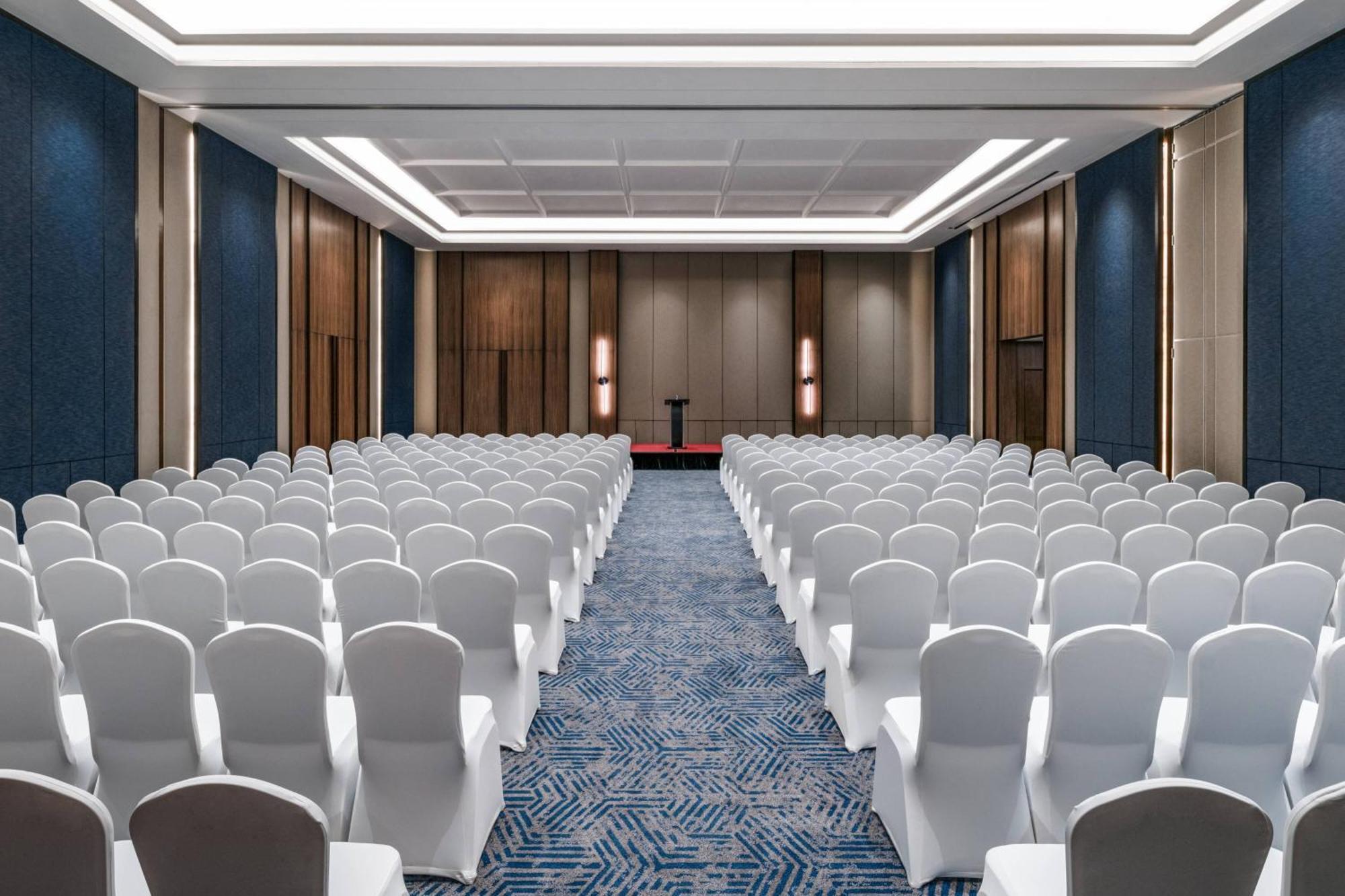 Fairfield By Marriott Goa Benaulim Hotel Bagian luar foto